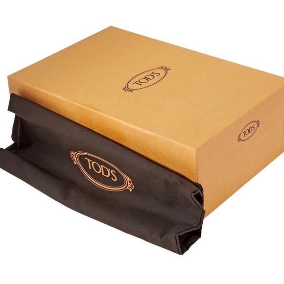 TODS women’s paisley/bandana print sneakers - Picture 3 of 4